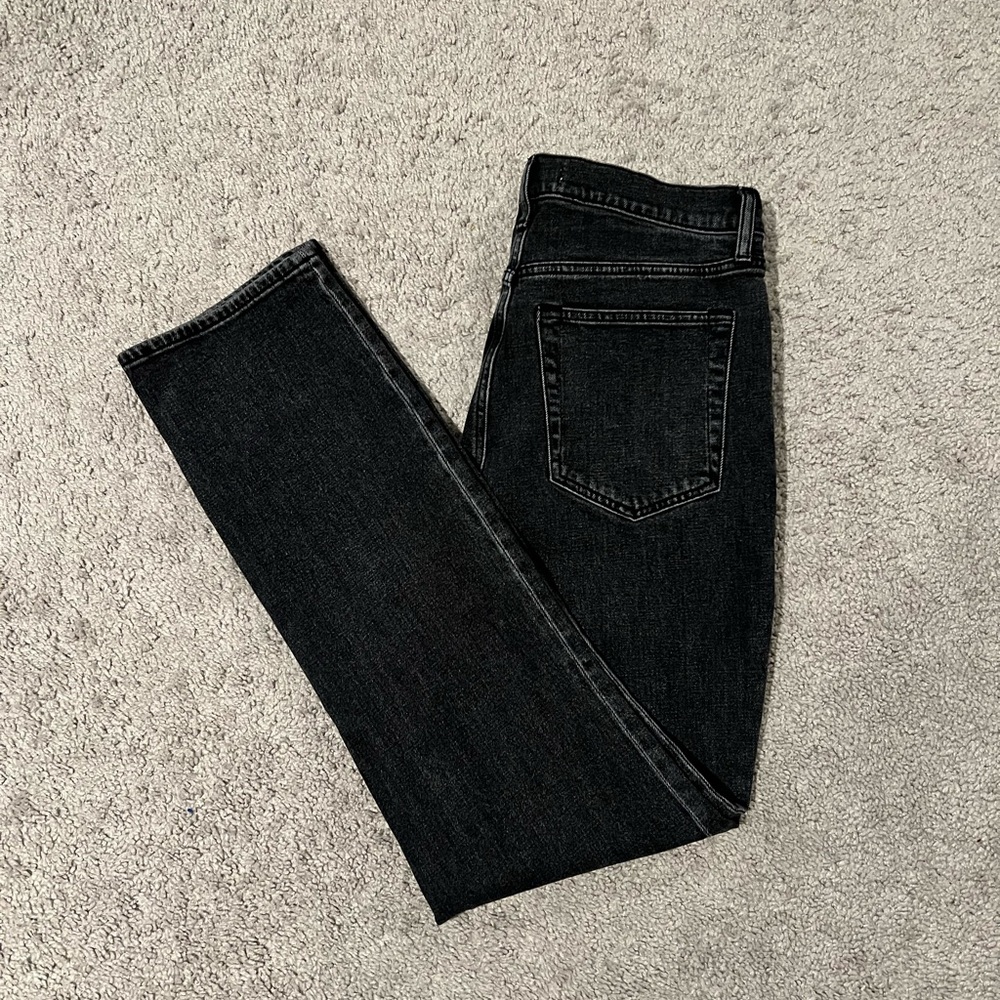 Abercrombie Black Ultra High Rise 90’s Slim Straight W30